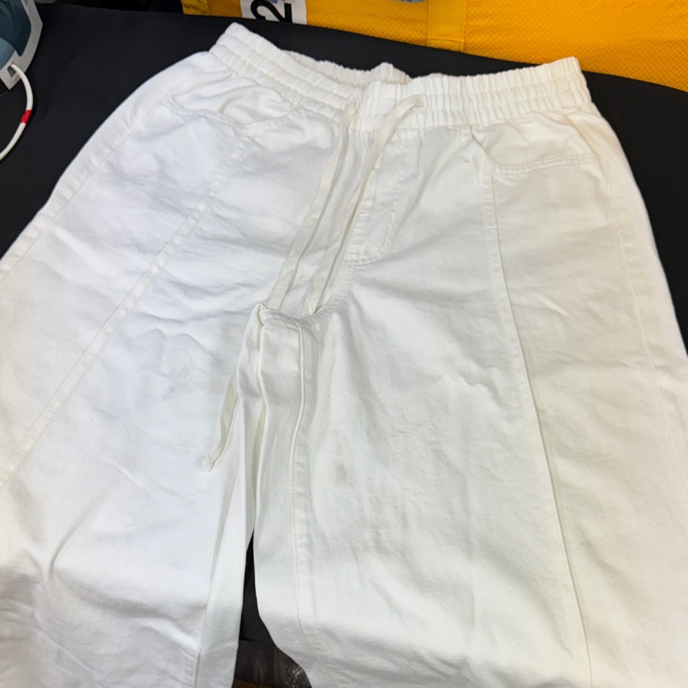 Universal Thread Goods Co size medium White Drawstring Pants jeans wide leg